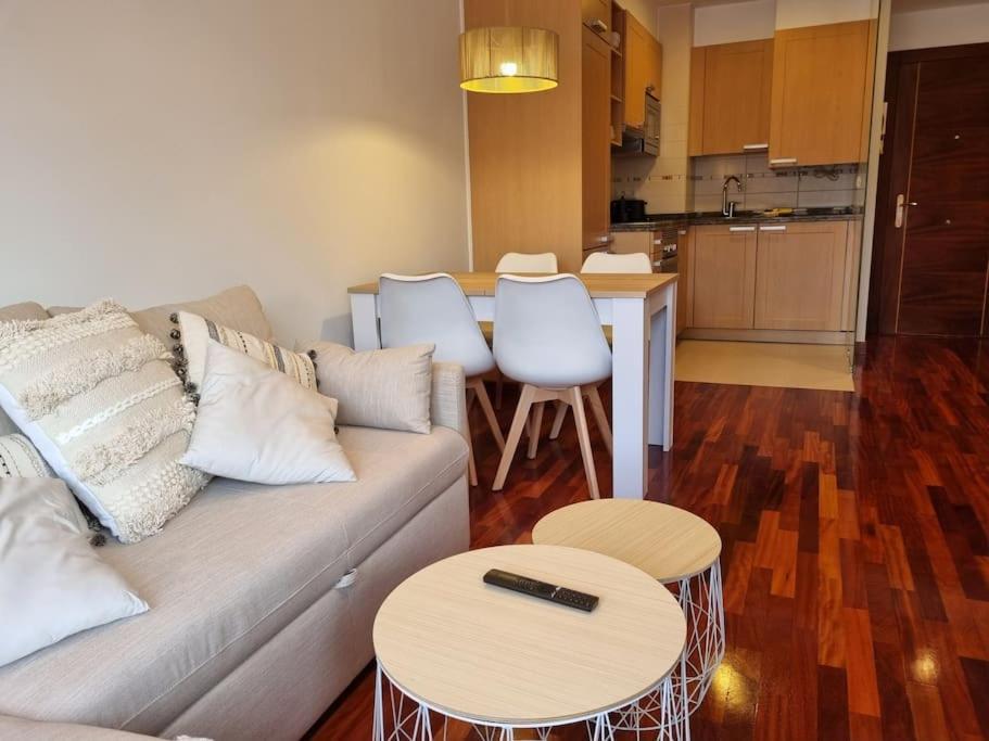 604B - Apartamento Con Garaje Oviedo Exterior photo